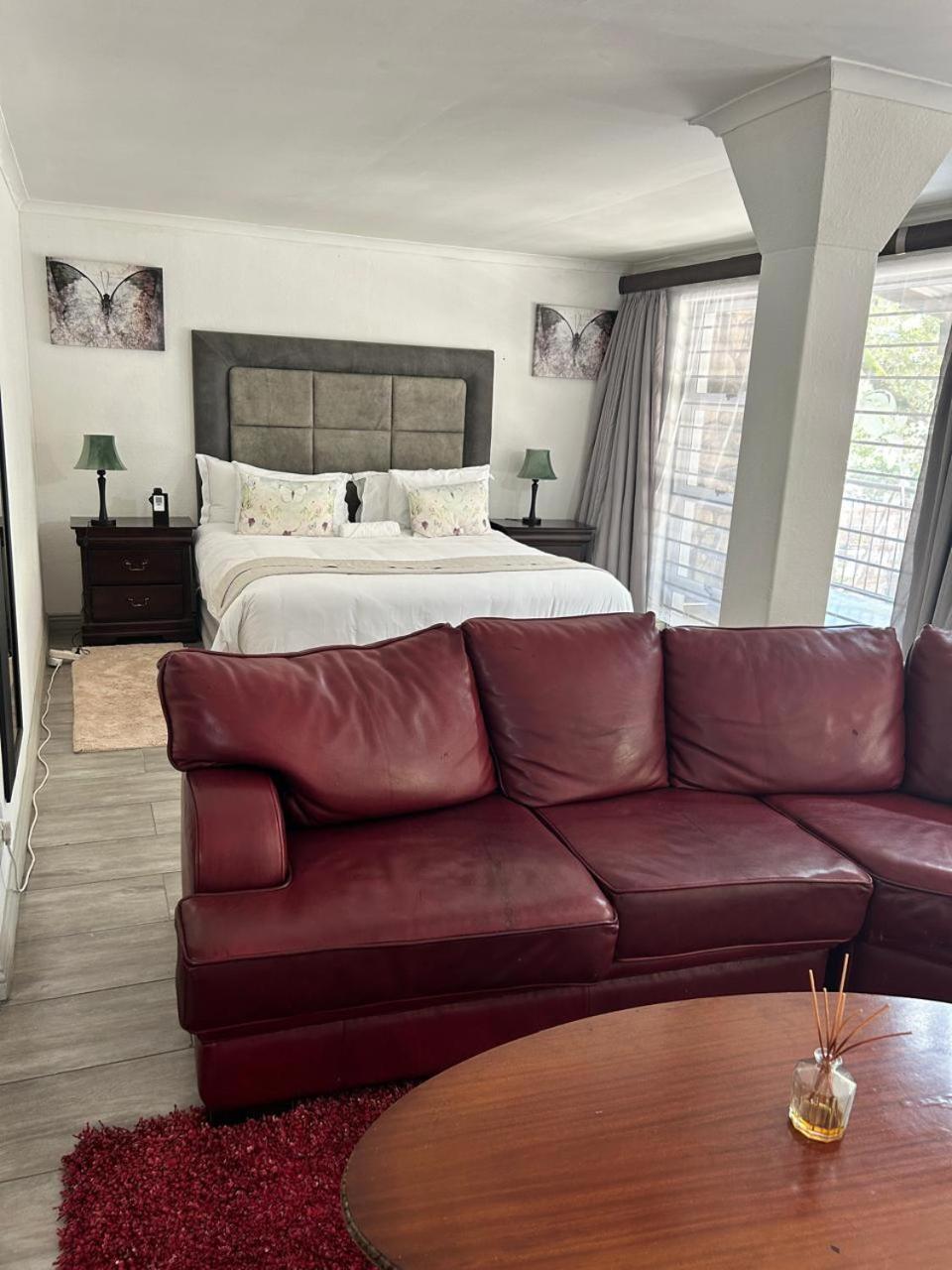 Calla Lily Guesthouse Mbombela Exterior photo