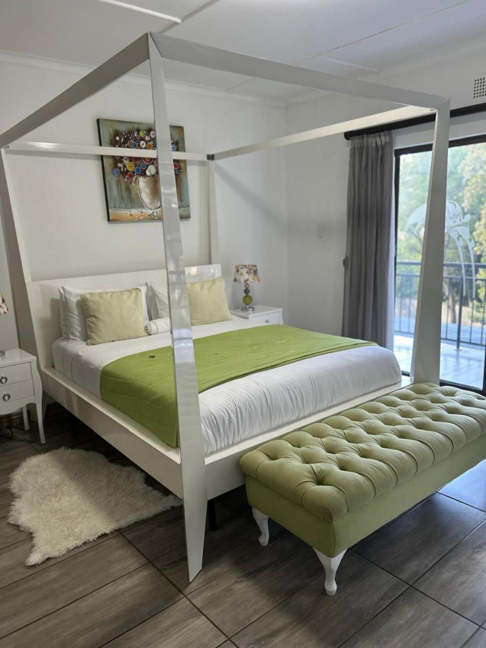 Calla Lily Guesthouse Mbombela Exterior photo