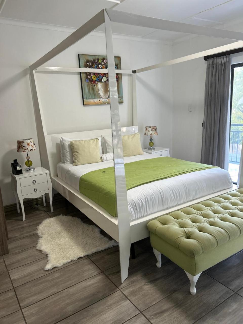 Calla Lily Guesthouse Mbombela Exterior photo
