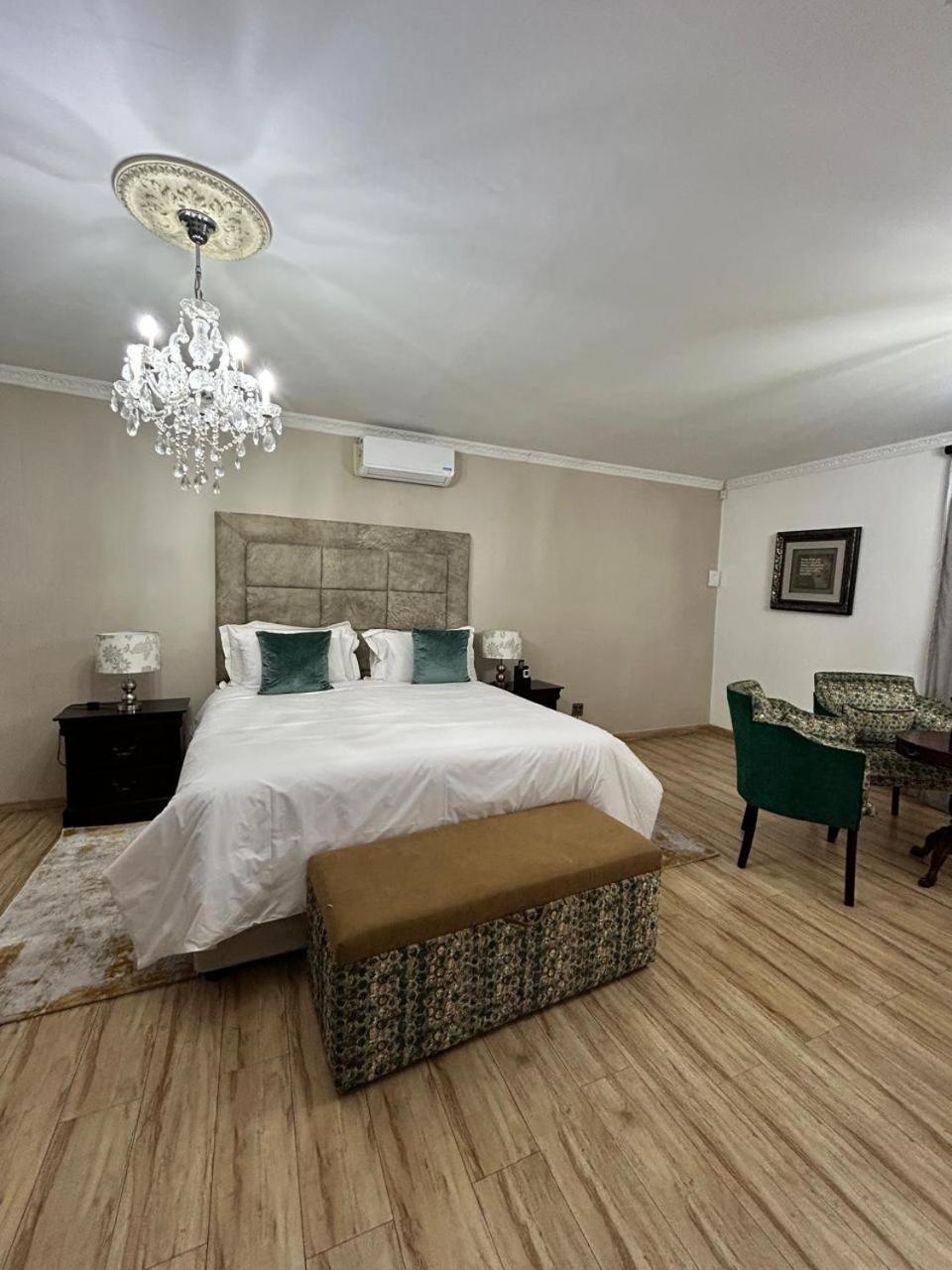 Calla Lily Guesthouse Mbombela Exterior photo